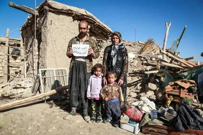 فیلم/ بدون تعارف پای صحبت زلزله زدگان کرمانشاه
