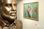 89879