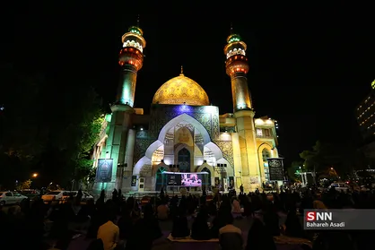 احیای شب بیست و یکم ماه مبارک رمضان در میدان فلسطین