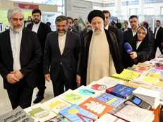 رئیسی: در تولید کاغذ خودکفا شده‌ایم / دولت مردمی یک میلیون و ۷۰۰ هزار جلد کتاب به استان‌های مختلف ارسال کرد