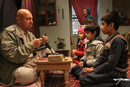 اکران فیلم سینمایی &laquo;عینک&raquo; در &laquo;هنر و تجربه&raquo;