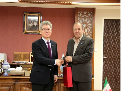 سفیر کره جنوبی در ایران با رئیس دانشگاه تبریز دیدار کرد