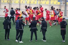 حاشیه‌های عجیب سفر پرسپولیس به دبی| حضور دختران مجرد با برخی از بازیکنان پرسپولیس!