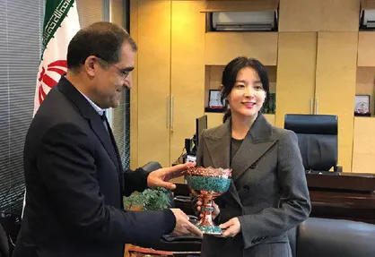 فیلم/ دیدار و قدردانی وزیر بهداشت از یانگوم