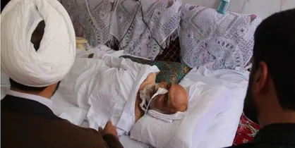 مراجع قضایی استان یزد به پرونده ضرب و شتم پدر شهید مدافع حرم سید مهدی سادات رسیدگی کنند