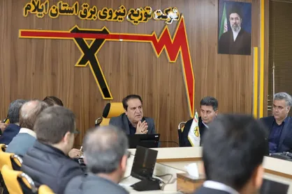 وحدت مردم و مسئولان، رمز عبور از بحران&zwnj;های اقتصادی و امنیتی است