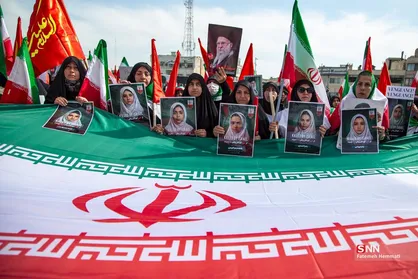 تجمع بانوان تهرانی در خونخواهی رهبر انقلاب و شهدای میناب