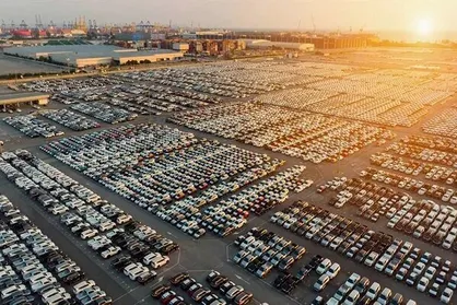 قیمت خودرو در بازار بالاخره شیب نزولی گرفت + جدول