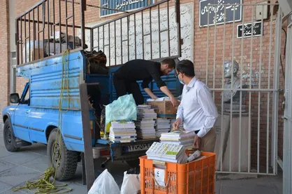 ارسال بیش از ۳۰۰۰ جلد کتاب به مناطق محروم آذربایجان شرقی از سوی دانشگاهیان دانشگاه تبریز