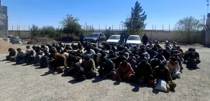 مقابله قاطع مرزبانی خراسان رضوی با ورود غیرقانونی اتباع خارجی از مرز افغانستان