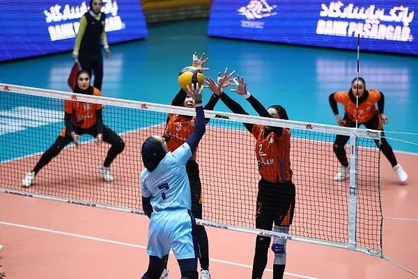 نتایج هفته پنجم لیگ برتر والیبال بانوان
