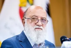 چمران: همکاری با هیات حسینی افتخار است/ قبول ندارم که شهرداری در خصوص حمایت از هیات مذهبی وظیفه ندارد