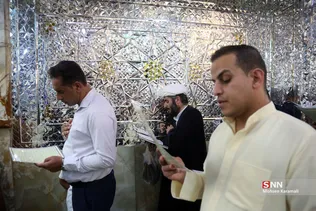 حال و هوای حرم حضرت معصومه (س) در شب میلاد امام رضا (ع)