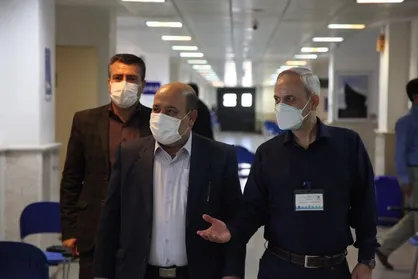 بازدید معاون استاندار آذربایجان غربی از کنکور ۱۴۰۰ در ارومیه + عکس
