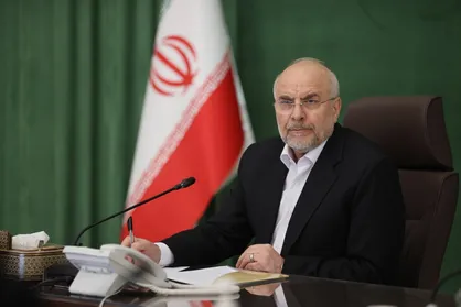 قالیباف: با توجه به تورم هر چقدر حقوق معلمان را افزایش بدهیم قدرت خریدشان بالا نمی&zwnj;رود/ حداقل ۱۵۰ هزار ظرفیت معلمی عقبیم + فیلم