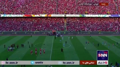 گرم کردن بازیکنان پرسپولیس پیش از شروع بازی