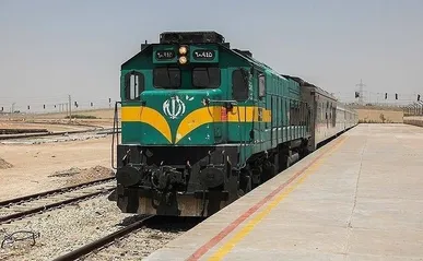 بی اعتنایی راه آهن جنوب شرق به افکار عمومی / سرنوشت مبهم قطار زاهدان به تهران!