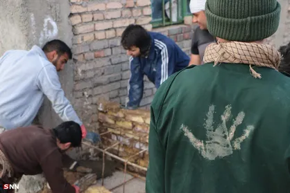 دانشجویان جهادی شهید شمسی پور به کمک محرومان در استان خراسان جنوبی رفتند+ تصاویر