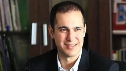 کاوه مدنی چگونه تایید شد و چگونه از کشور گریخت؟!