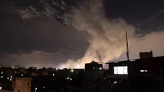 شهادت و جراحت ۱۸ یمنی در حمله آمریکا و انگلیس به صنعا
