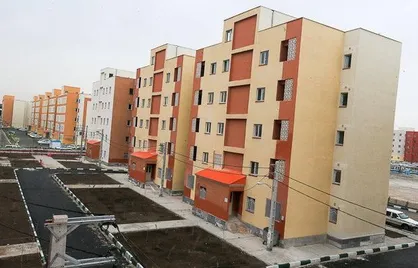 فیلم/ کنایه رشیدپور به برخی از پیمانکاران پروژه&zwnj;های مسکن مهر