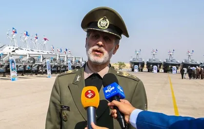 امیر حاتمی: کشورهای محدودی به سامانه &laquo;برج مراقبت کنترل سیار&raquo; دسترسی دارند / این سامانه را با یک سوم قیمت جهانی تولید می&zwnj;کنیم