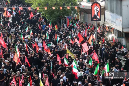 مردم ایران همه زندگی خود را می&zwnj;دهند که جمهوری اسلامی باقی بماند/ رهبر شهید برای همیشه از تهران می&zwnj;روند + فیلم