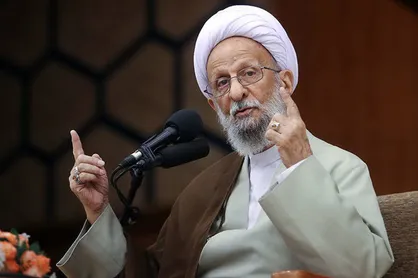 چه چیز باعث می&zwnj;شود همسنگران دیروز، امروز بر روی هم شمشیر می&zwnj;کشند؟