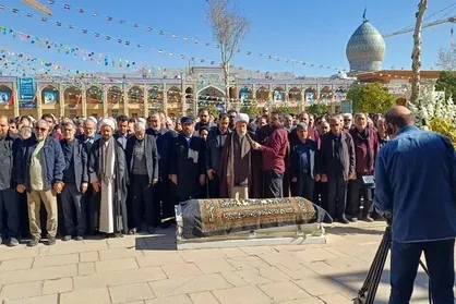 پیکر استاندار اسبق فارس در حرم مطهر شاهچراغ (ع) آرام گرفت