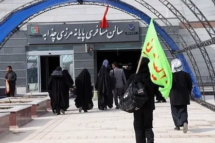 تردد زائران اربعین از مرز چذابه به صورت پرشور ادامه دارد! + فیلم