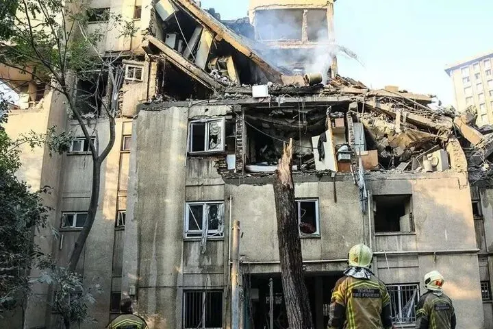 بازسازی بیش از ۵ هزار واحد آسیب‌دیده از جنگ ۱۲ روزه در البرز/ تعویض شیشه ۲۴۰۰ واحد انجام شد