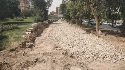 مسافران مترو شهرک شریعتی صاحب ایستگاه تاکسی می&zwnj;شوند