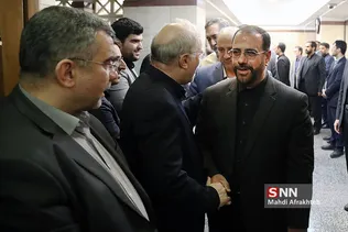 مراسم ختم مادر وزیر بهداشت