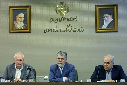 روزنامه&zwnj;ها در معرض کاهش مخاطب و تیراژ هستند