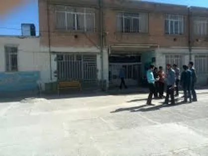 مطالبات صنفی دانشکده اسلام&zwnj;آباد غرب بی&zwnj;پاسخ ماند/ حذف رشته&zwnj;ها از دفترچه کنکور؛ راه حل وزارت علوم!
