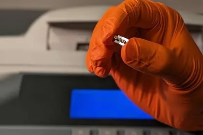 نظارت بر سلامت انسان و سازه&zwnj;ها با نانوحسگر&zwnj;های بی&zwnj;نیاز از برق