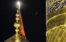 پرچم سرخ انتقام بر فراز گنبد حرم سیدالشهدا (ع) برافراشته شد+ فیلم