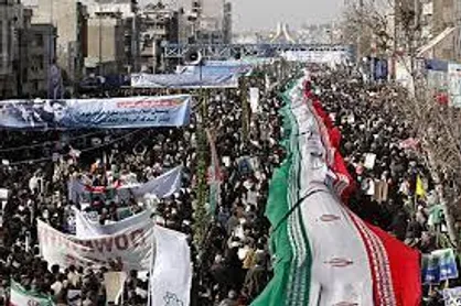بسیج دانشجویی و بسیج اساتید دانشگاه زابل از مردم برای حضور در راهپیمایی۲۲ بهمن دعوت کرد