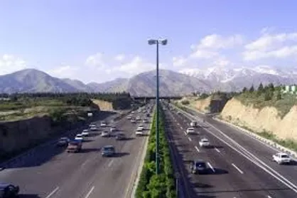 کاهش ۳۲ درصدی تردد در جاده&zwnj;ها+ اسامی محور&zwnj;های مسدود