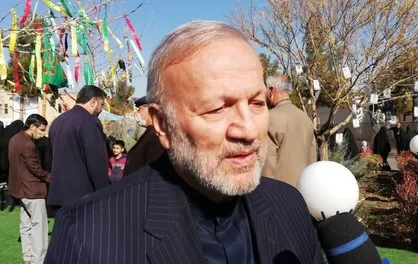 ملت ایران هر حرکت مغایر با مسیر انقلاب را نفی می&zwnj;کند