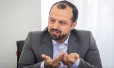 استفاده از سامانه‌های الکترونیکی برای مبارزه با فساد اداری است