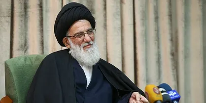 بازخوانی گفتگوی پاسدار اسلام باآیت&zwnj;الله هاشمی شاهرودی/ رئیس فقید مجمع تشخیص مصلحت نظام: آیت&zwnj;الله خامنه&zwnj;ای انصافاً ذخیره الهی&zwnj;است؛ همه باید قدر این نعمت را بدانند