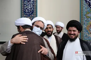 عمامه‌گذاری طلاب در میلاد امام حسین(ع)