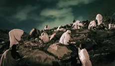 انتشار مجموعه عکس «دور خدا بگرد»