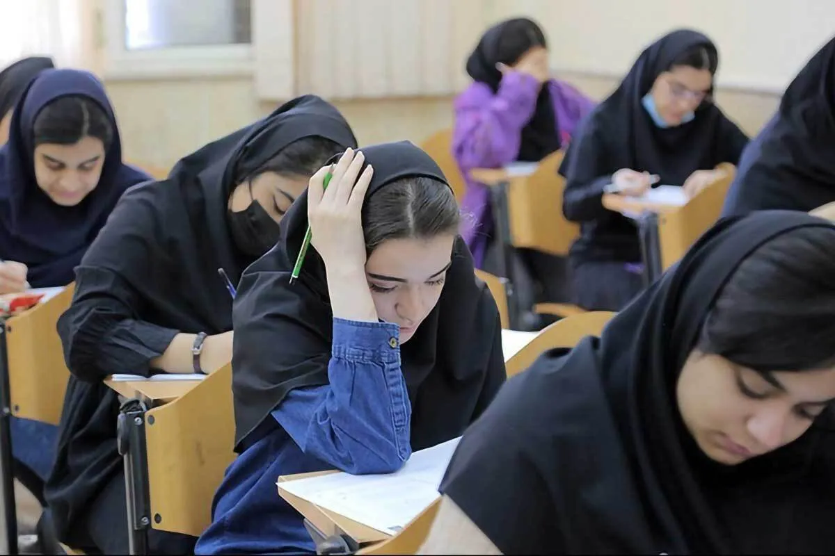 دختر بجنوردی رتبه اول کنکور شد