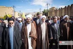 آیین تشییع پیکر شهیده معصومه کرباسی، اولین بانوی ایرانی شهید در راه قدس و حجت‌الاسلام شهید محمد صباحی، امام جمعه کازرون امروز یکشنبه ۶ آبان ۱۴۰۳ با حضور پرشور مردم شیراز برگزار شد.