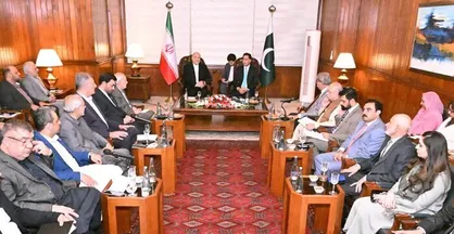 تعهد تهران-اسلام&zwnj;آباد به تقویت روابط راهبردی و پارلمانی