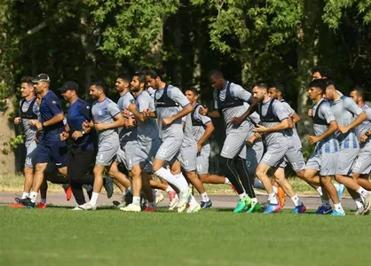 غایبان استقلال مقابل صنعت نفت مشخص شدند