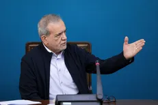 تأکید رئیس‌جمهور بر اصلاح ساختار گمرکات/ ضرورت پرهیز از مدیریت جزیره‌ای