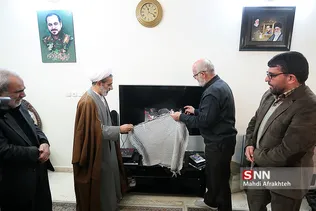 دیدار با خانواده شهید مدافع حرم نوید صفری